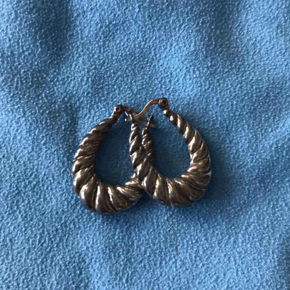 Sterling silver shrimp hoop earrings